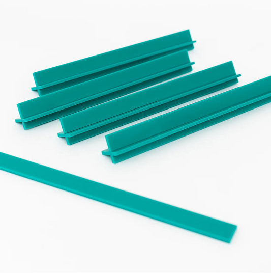 Travel Racks Set of 4 and One Pusher