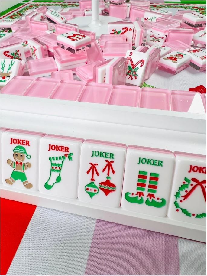 Red Holly Jolly Christmas Mahjong Set